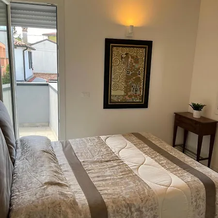 Place Apartment *